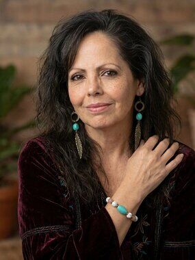 Desert Sky – Turquoise Feather Earring & Bracelet Set